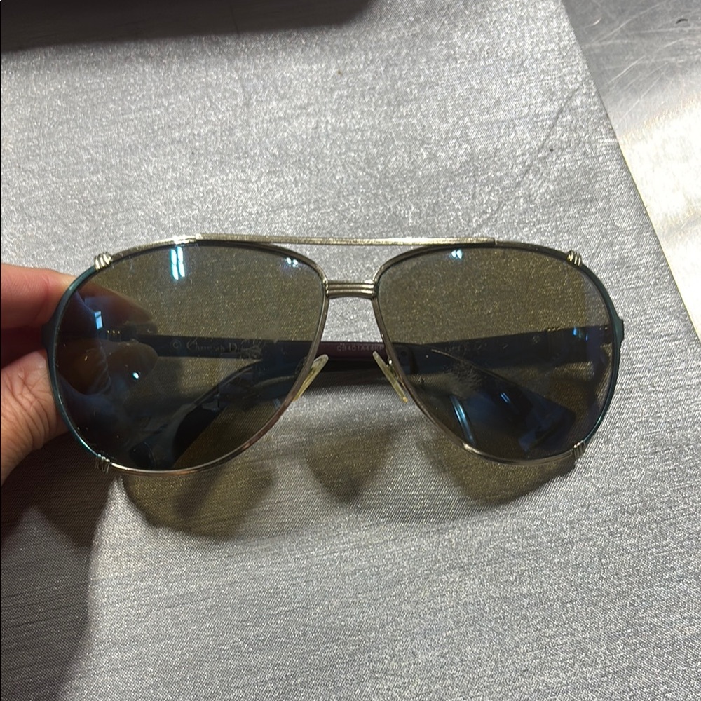 Stylish Aviator Sunglasses